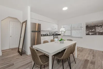 Sunset Garden Pompano